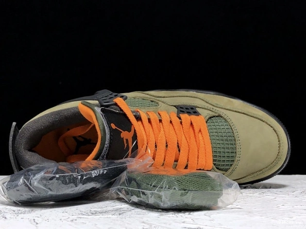 RETRO JBM351 UNDEFEATED 4 JORDAN 0822